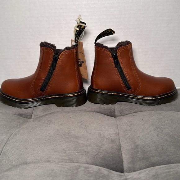 Dr. Martens 2976 Leonore Brown Chelsea Boots Little Kid/Toddler Size 7 - Picture 13 of 14